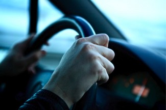 Self-harm and skin picking struggles can easily get in the way when you're driving and looking at skin can lead to unsafe situations. Avoid self-harm in the car.